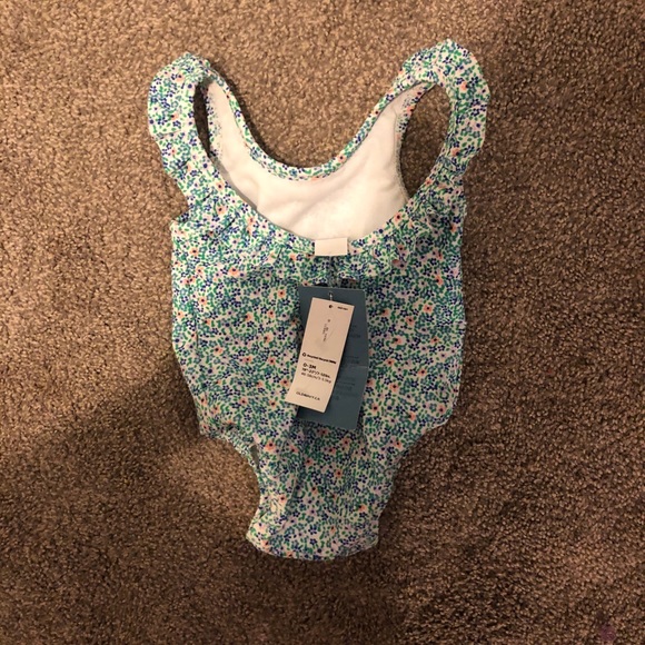 Old Navy Other - Adorable 0-3 month swimsuit
